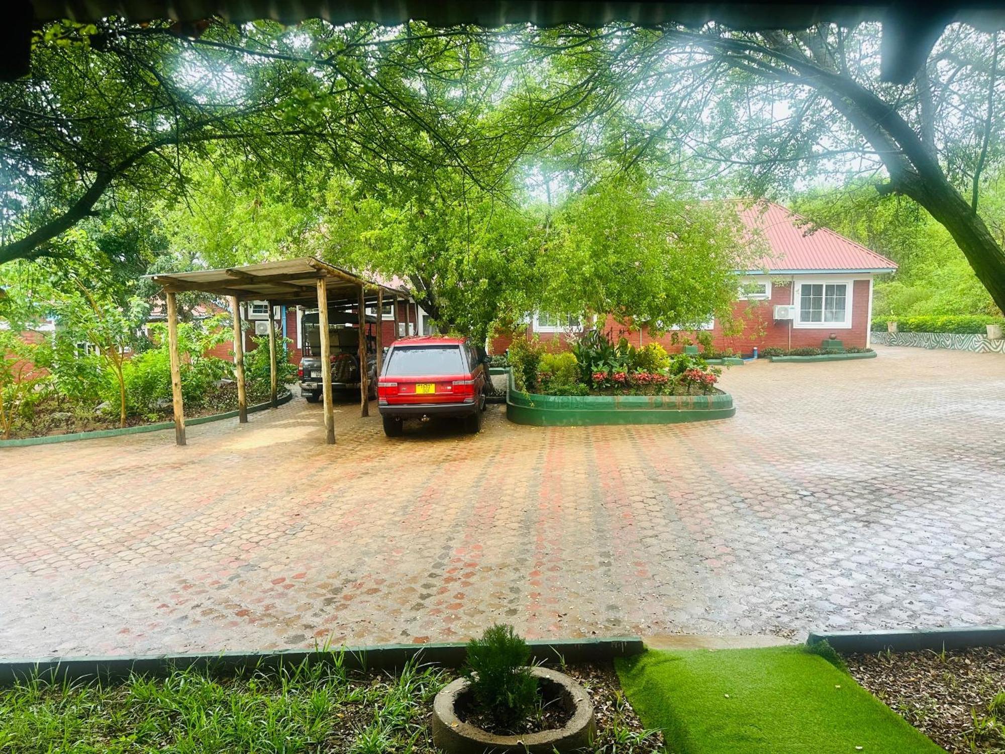 Mkomazi Hotels And Camps Hegoma Luaran gambar