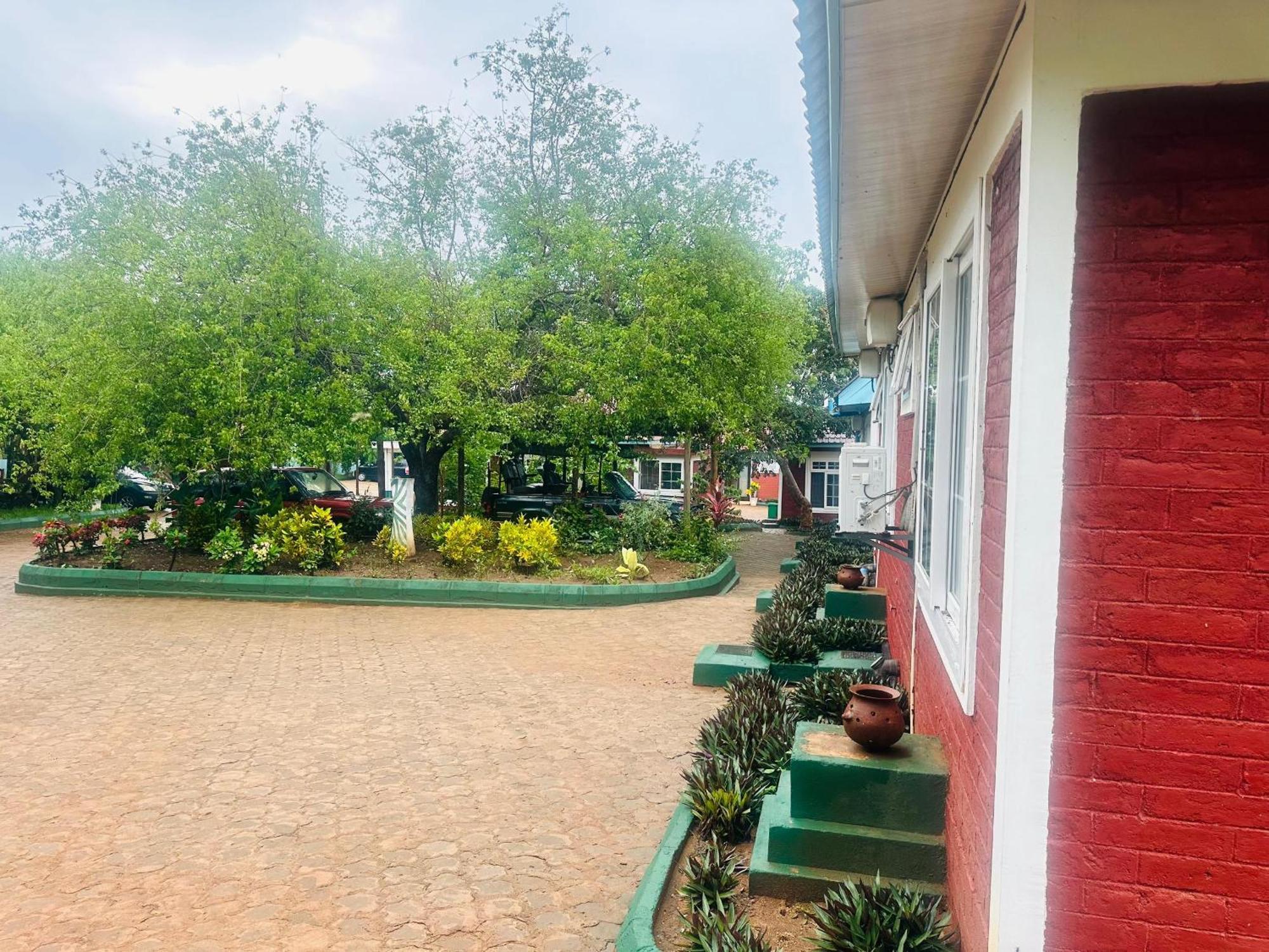 Mkomazi Hotels And Camps Hegoma Luaran gambar